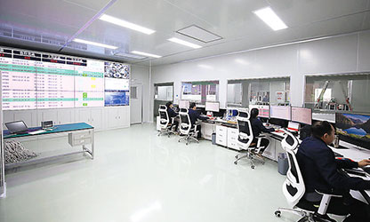 央媒持續(xù)關(guān)注 虹潤再增信心--新華社客戶端專題報道巜福建順昌虹潤儀表的國產(chǎn)化之路》，生動描述虹潤公司近年走過的成功之路